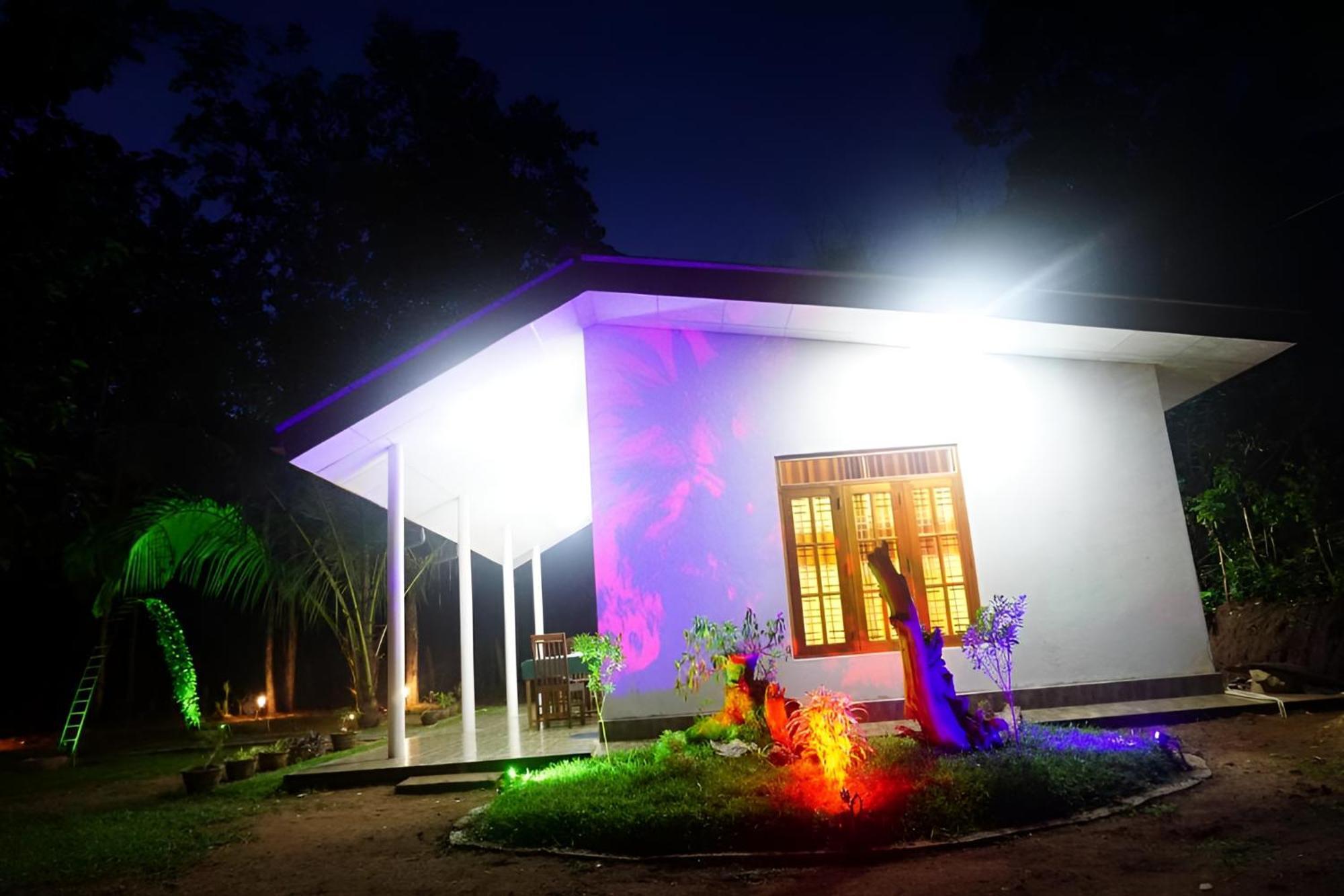 Little Ele Safari Lodge Udawalawe Dış mekan fotoğraf