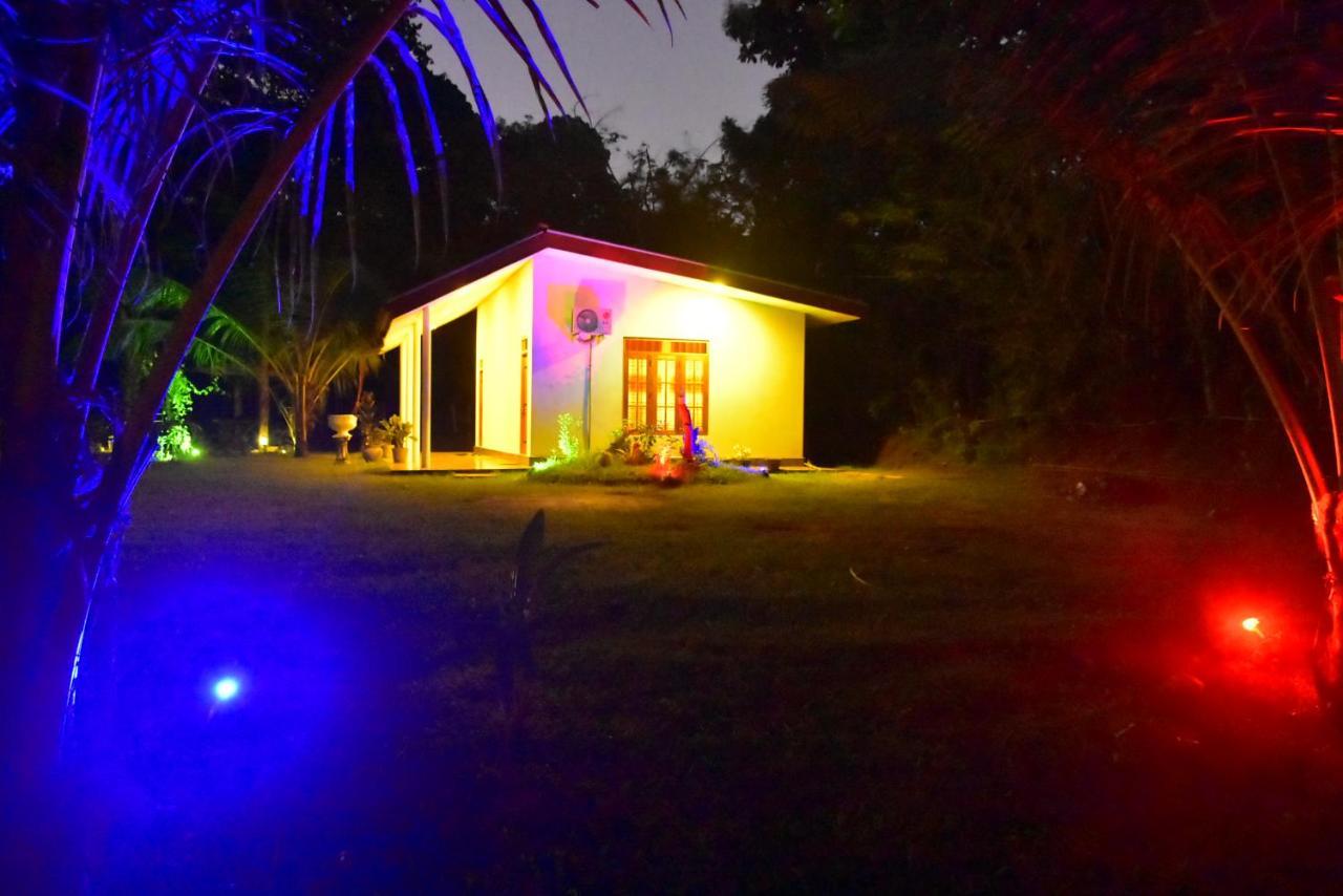 Little Ele Safari Lodge Udawalawe Dış mekan fotoğraf