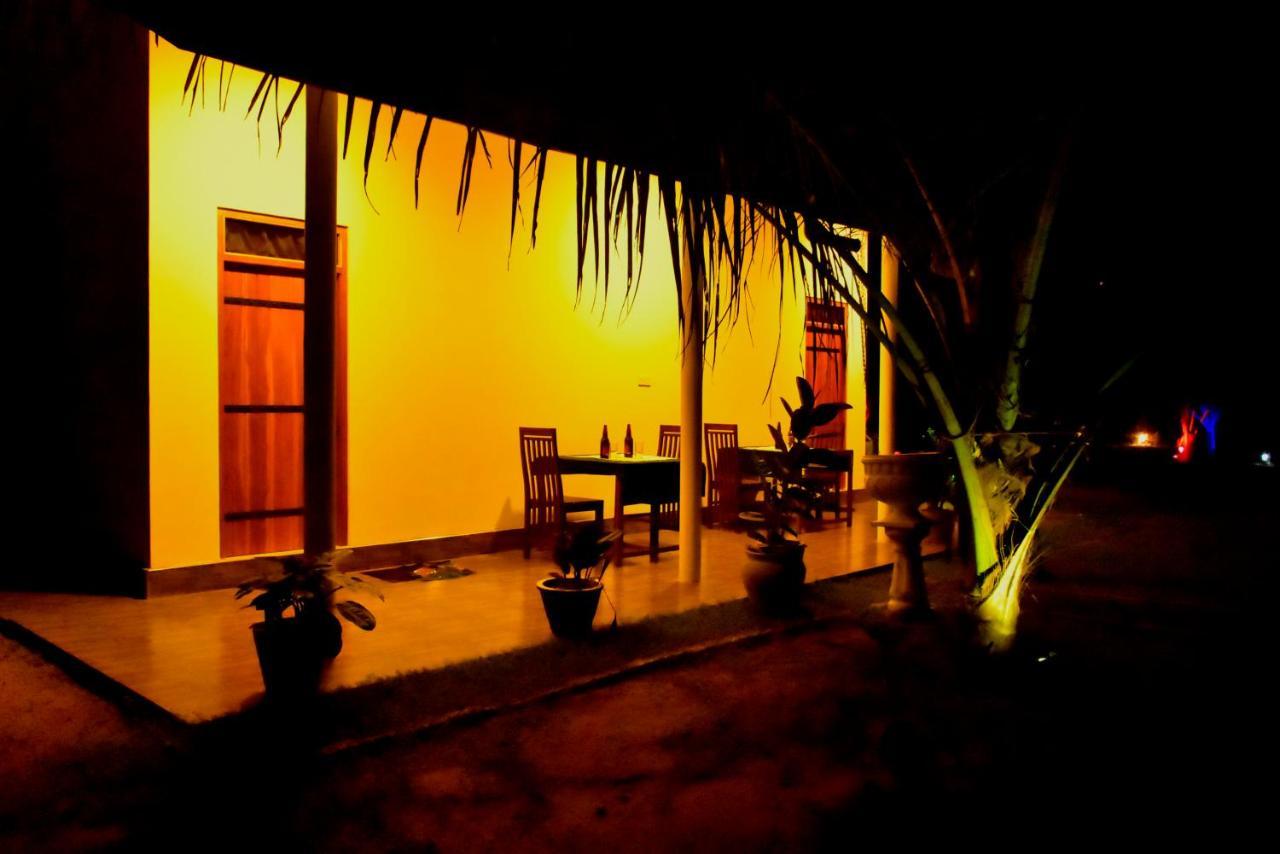Little Ele Safari Lodge Udawalawe Dış mekan fotoğraf